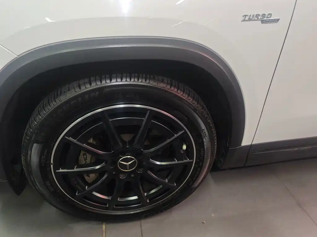 Mercedes-Benz GLA AMG — фото 15