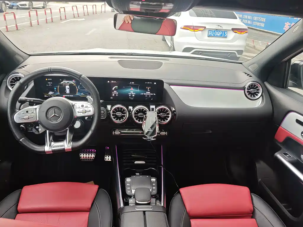 Mercedes-Benz GLA AMG — фото 5
