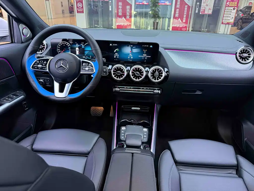 Mercedes-Benz GLA — фото 13