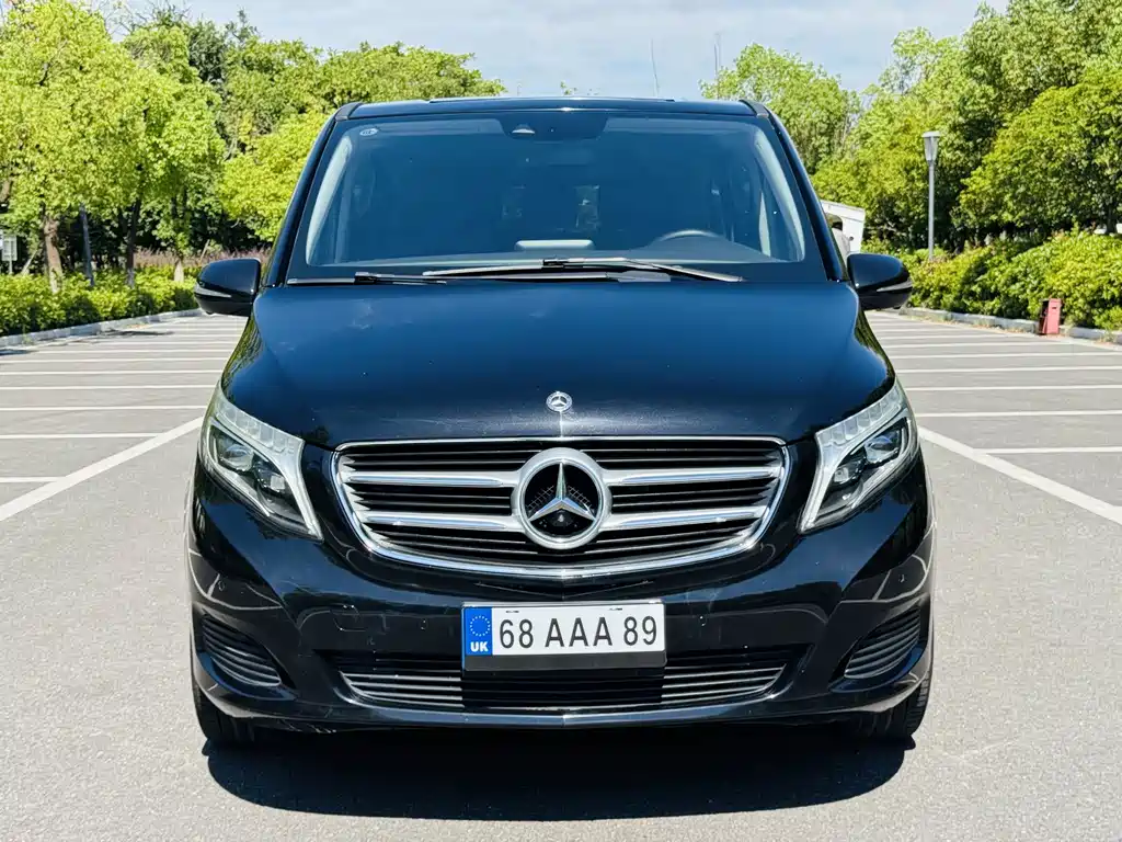 Mercedes-Benz V-Class — фото 2