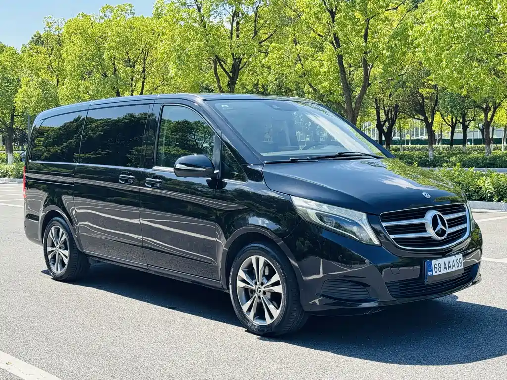 Mercedes-Benz V-Class — фото 3