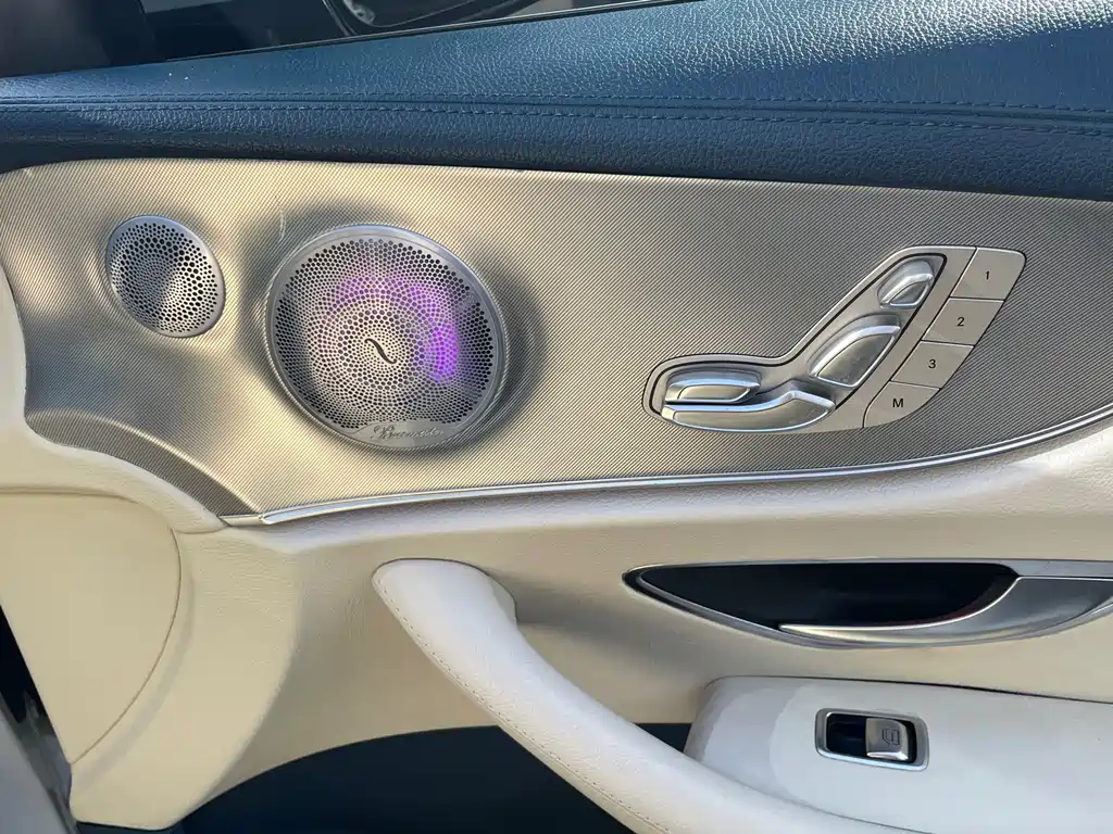 Mercedes-Benz E-Class (Import) — фото 17