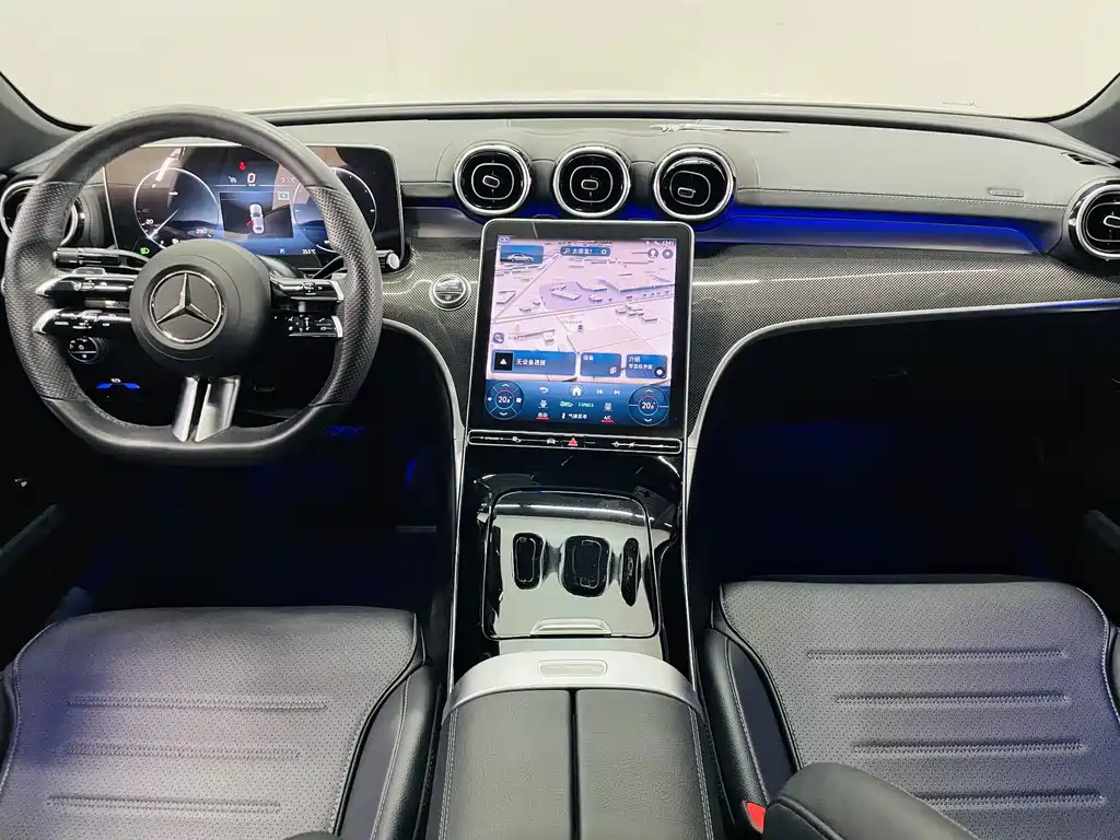 Mercedes-Benz C-Class — фото 11