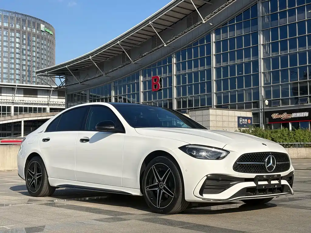 Mercedes-Benz C-Class — фото 2