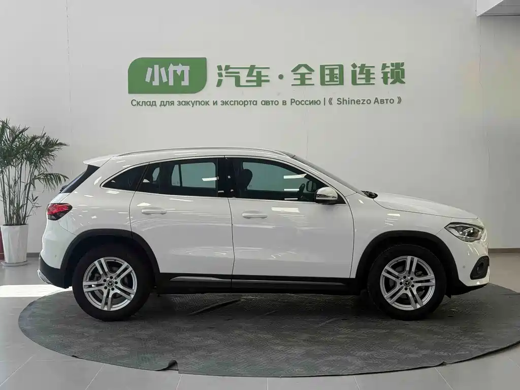 Mercedes-Benz GLA — фото 7
