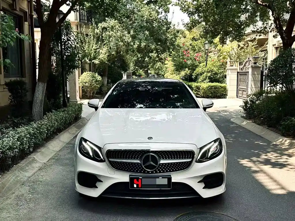 Mercedes-Benz E-Class (Import) — фото 2