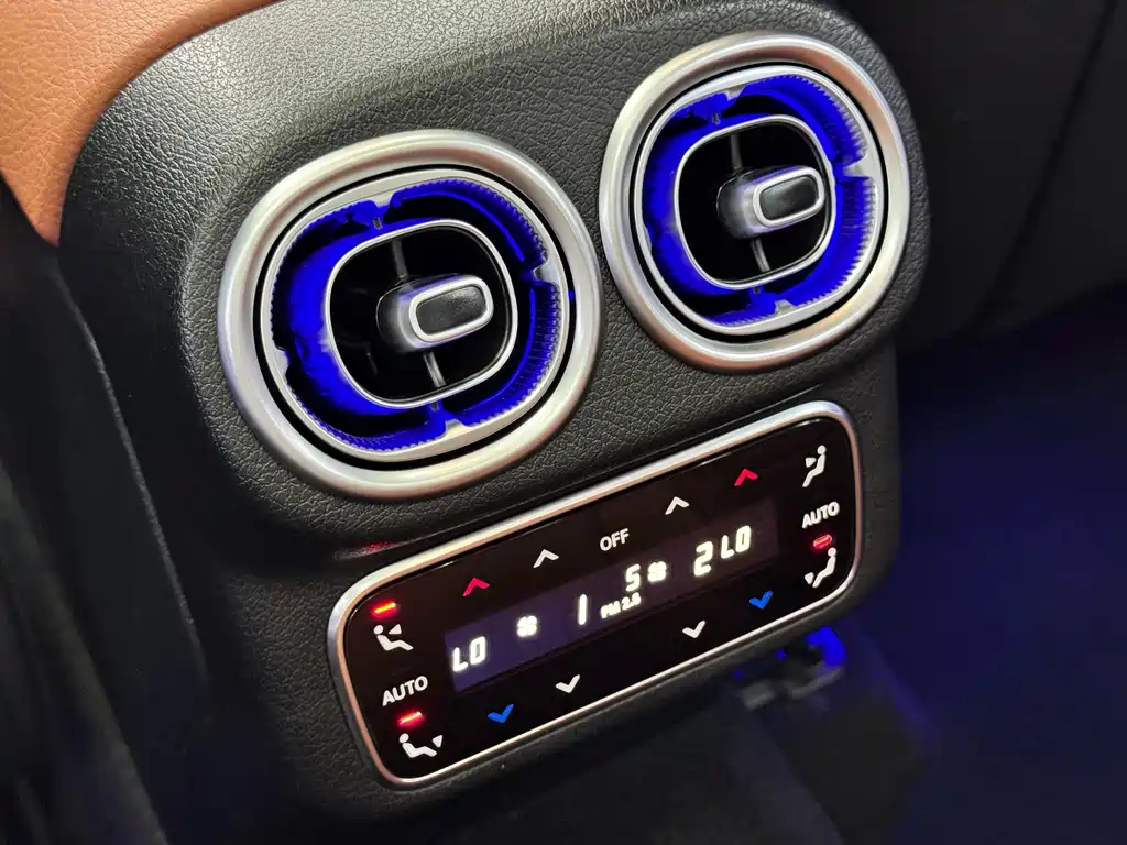 Mercedes-Benz GLC — фото 15