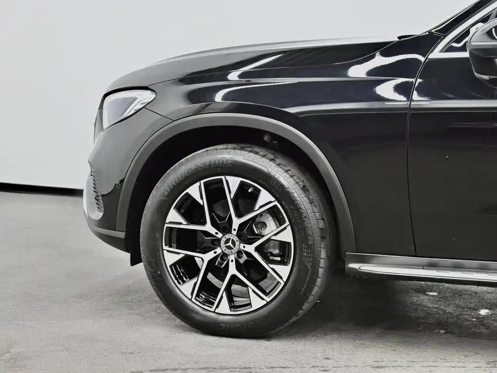 Mercedes-Benz GLC — фото 17