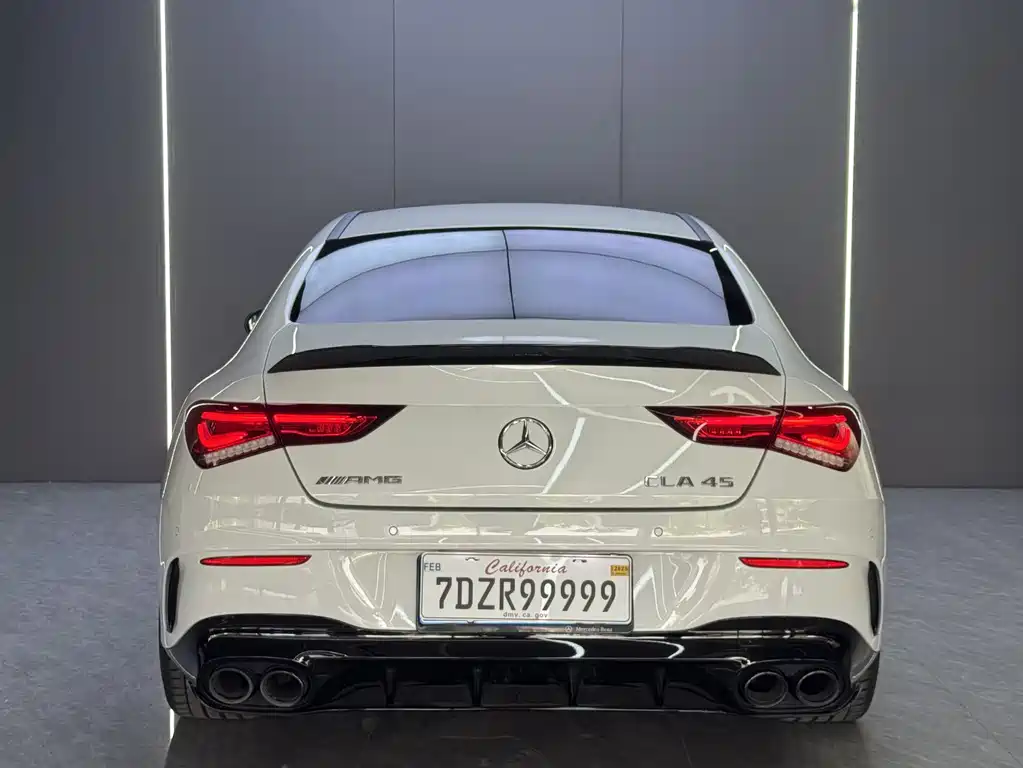 Mercedes-Benz CLA AMG — фото 9