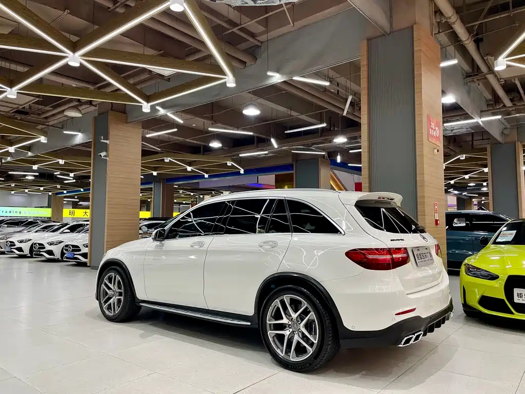 Mercedes-Benz GLC AMG — фото 5