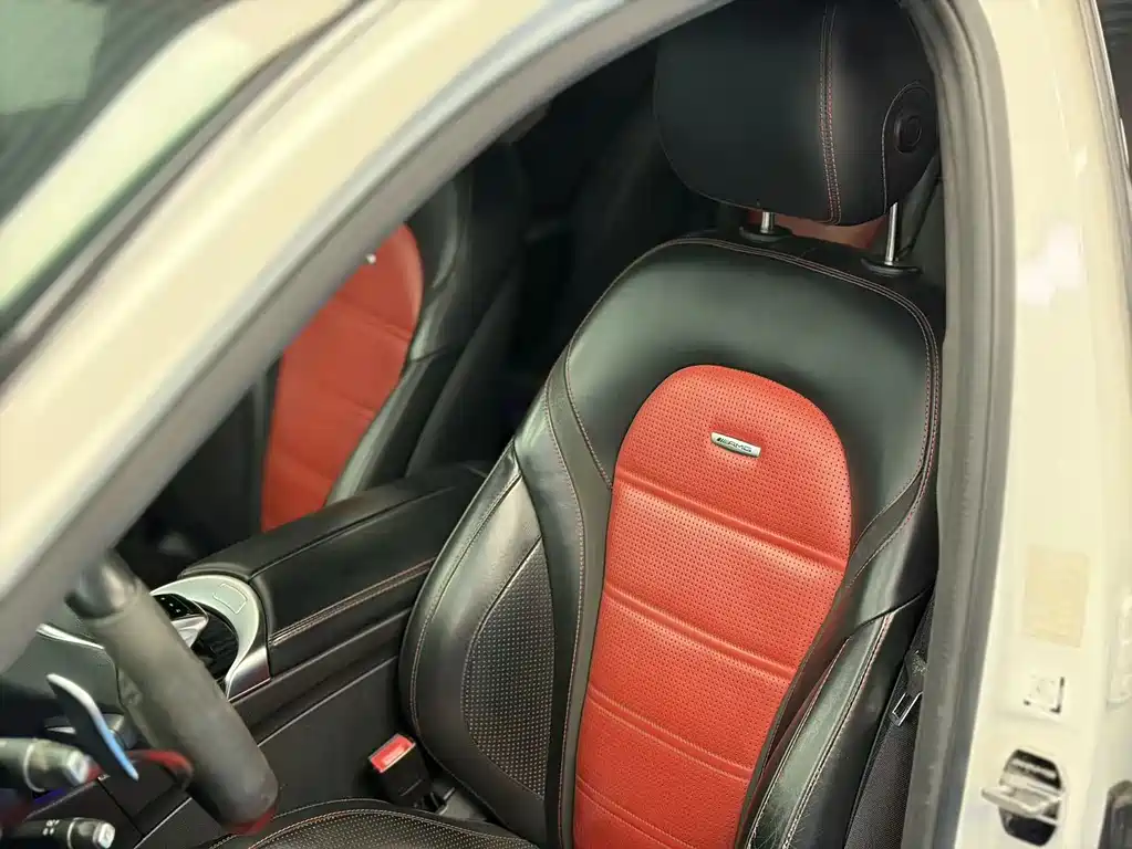 Mercedes-Benz C-Class AMG — фото 14