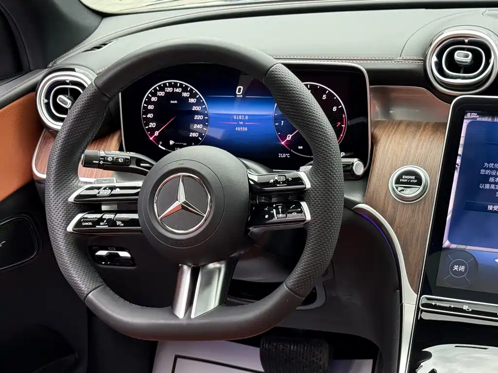 Mercedes-Benz GLC — фото 23