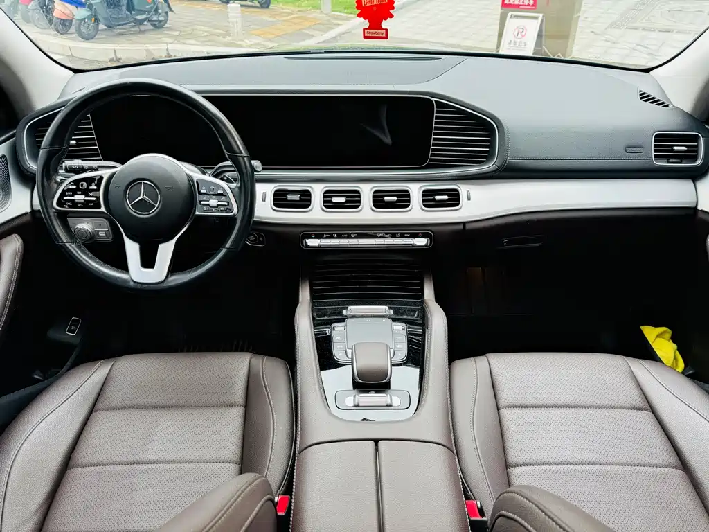 Mercedes-Benz GLE (Import) — фото 8