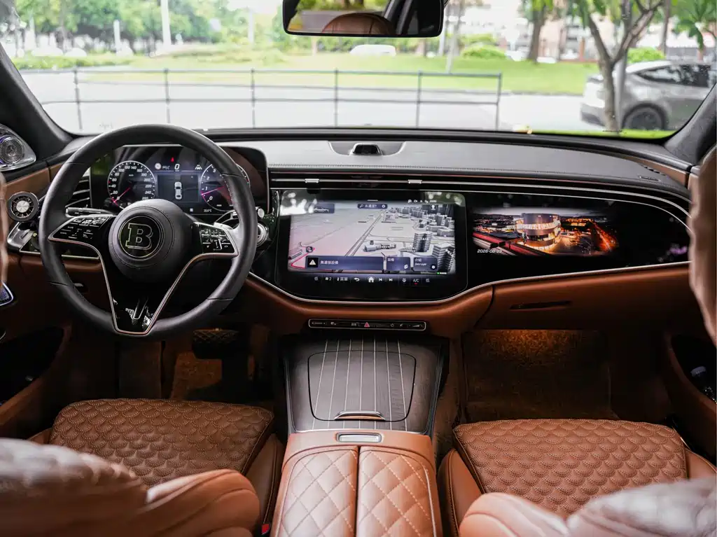 Mercedes-Benz E-Class — фото 6
