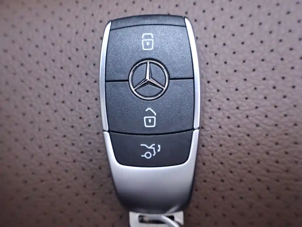 Mercedes-Benz GLE (Import) — фото 26