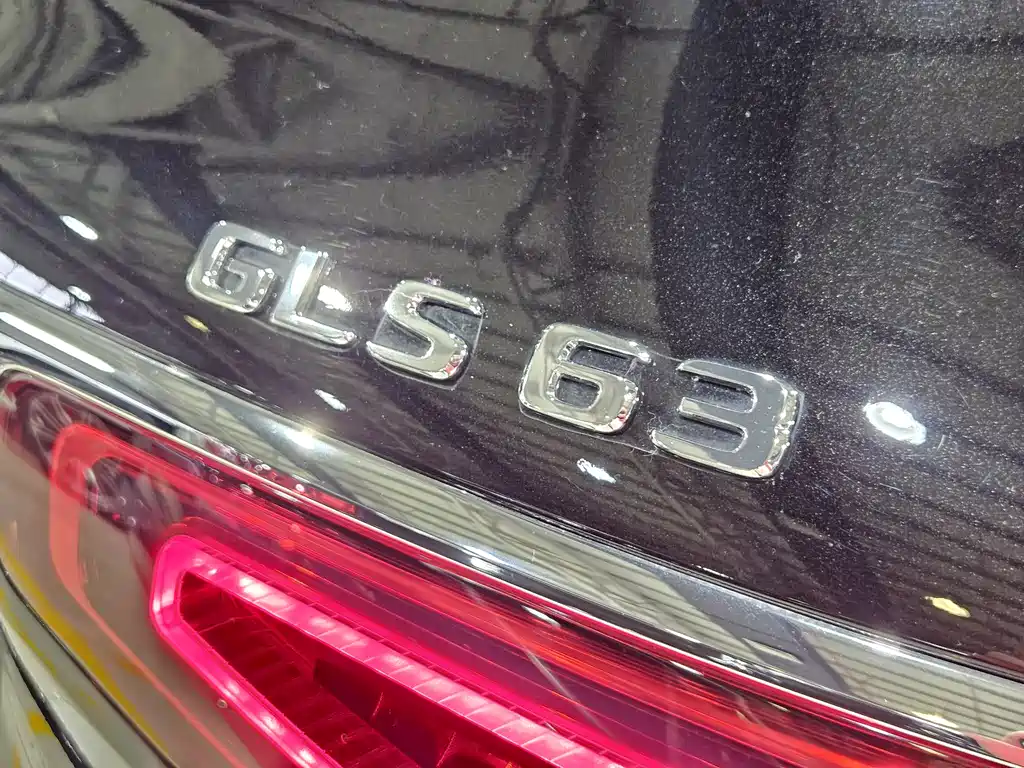 Mercedes-Benz GLS AMG — фото 7