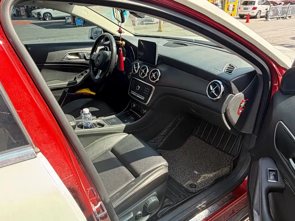 Mercedes-Benz GLA — фото 4