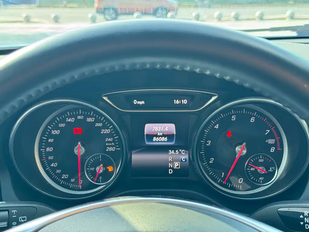 Mercedes-Benz GLA — фото 15