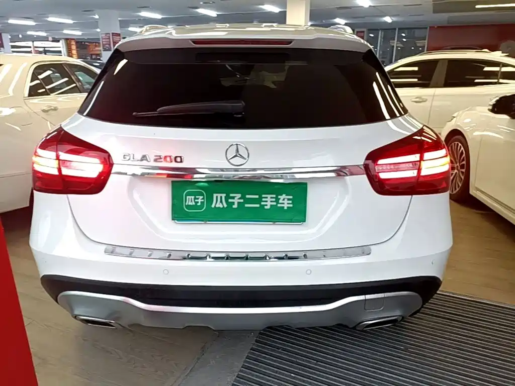Mercedes-Benz GLA — фото 6
