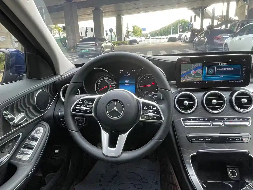 Mercedes-Benz C-Class — фото 14