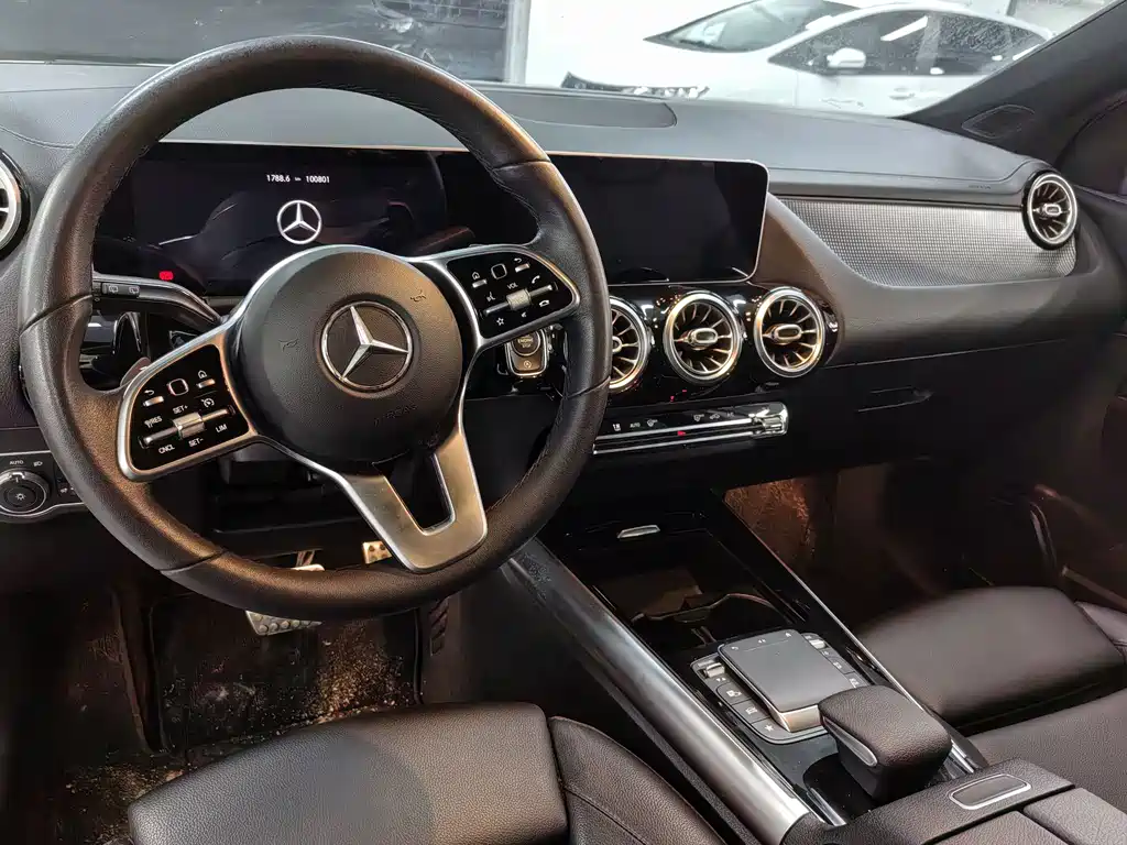 Mercedes-Benz GLA — фото 4