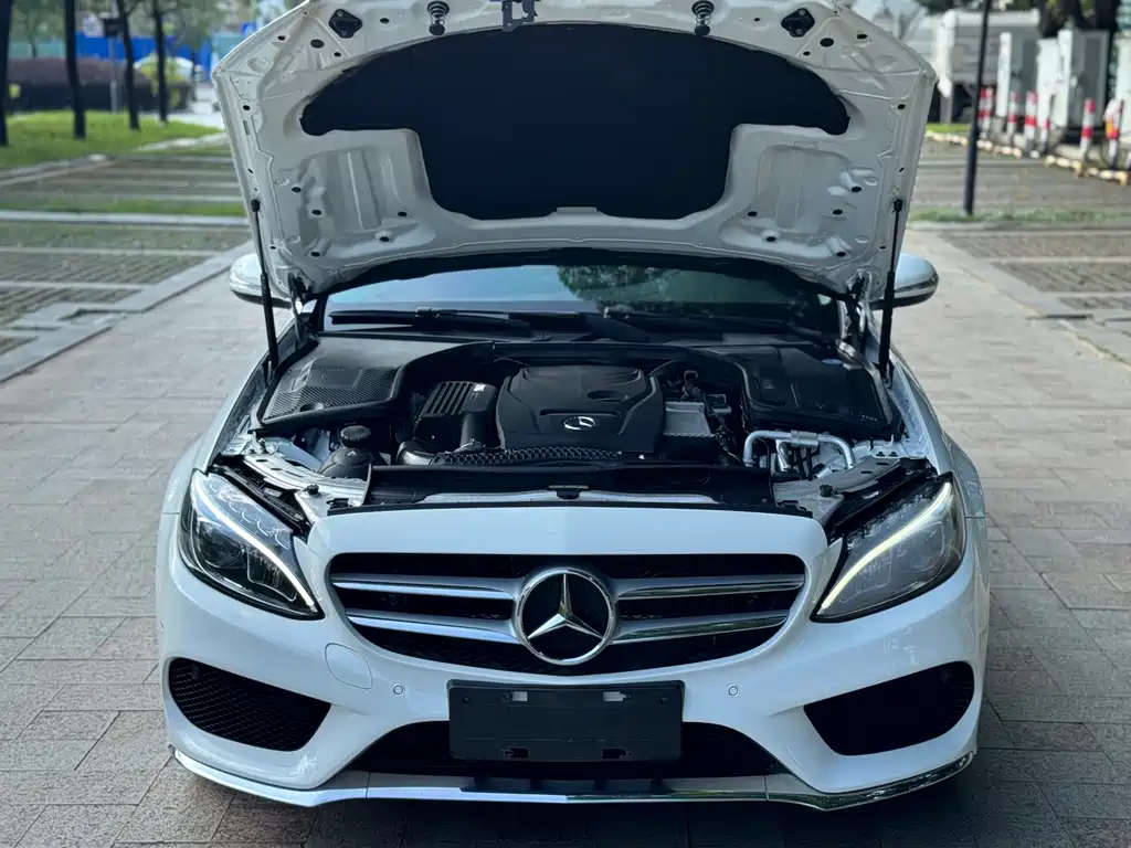 Mercedes-Benz C-Class — фото 18
