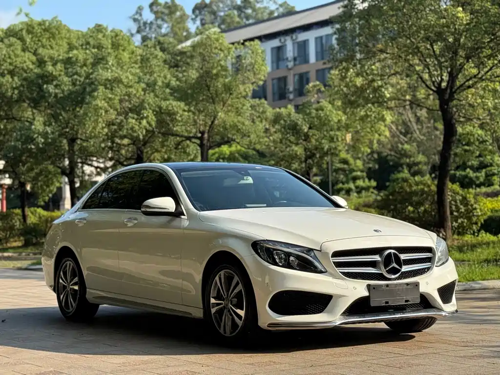 Mercedes-Benz C-Class — фото 3
