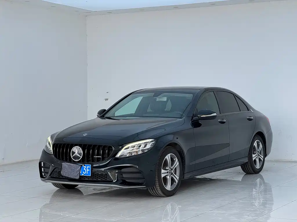 Mercedes-Benz C-Class — фото 15