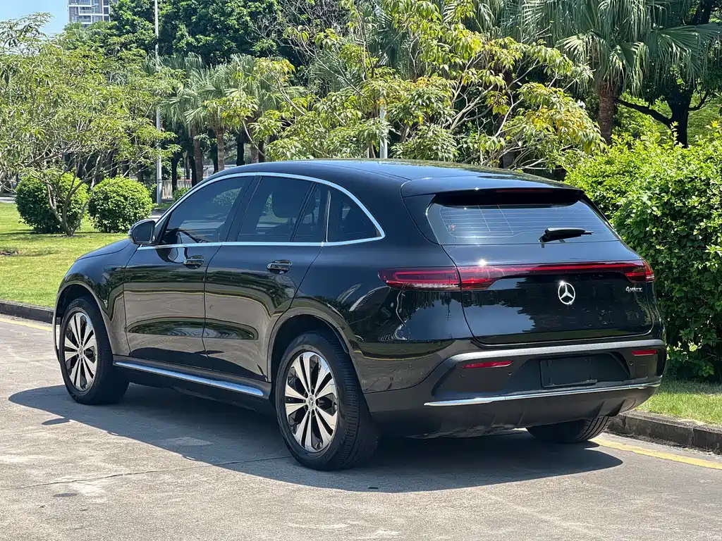 Mercedes-Benz EQC — фото 3