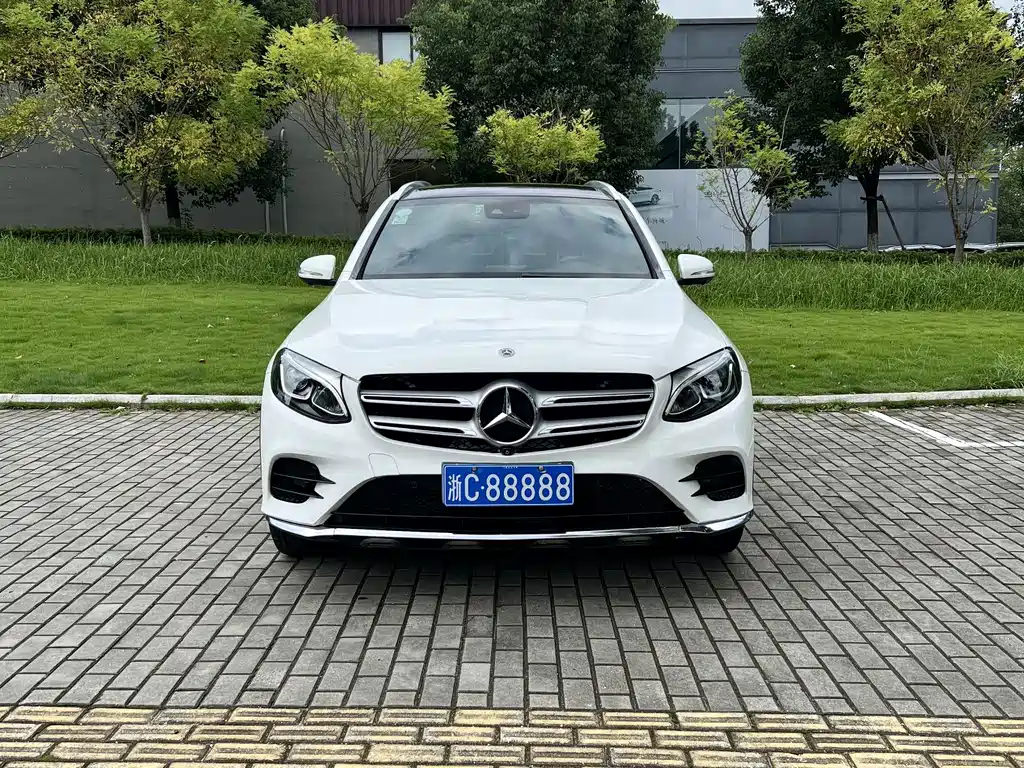 Mercedes-Benz GLC — фото 2