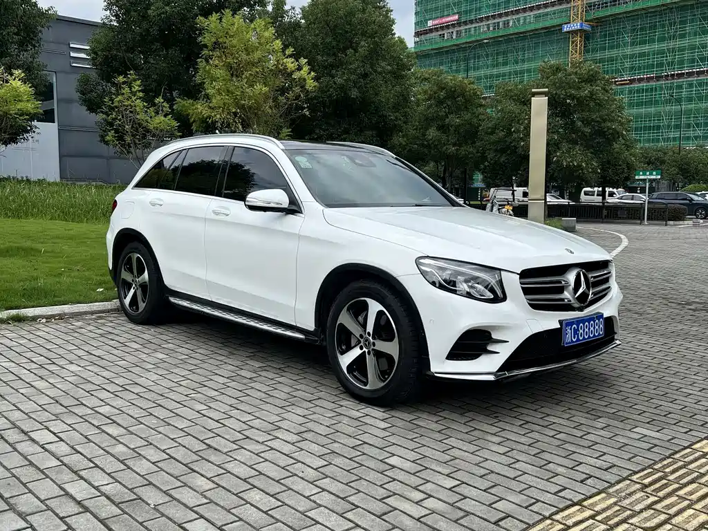 Mercedes-Benz GLC — фото 3