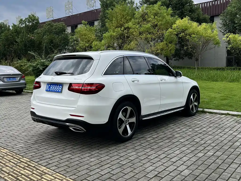 Mercedes-Benz GLC — фото 9