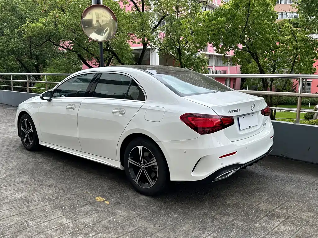 Mercedes-Benz A-Class — фото 14