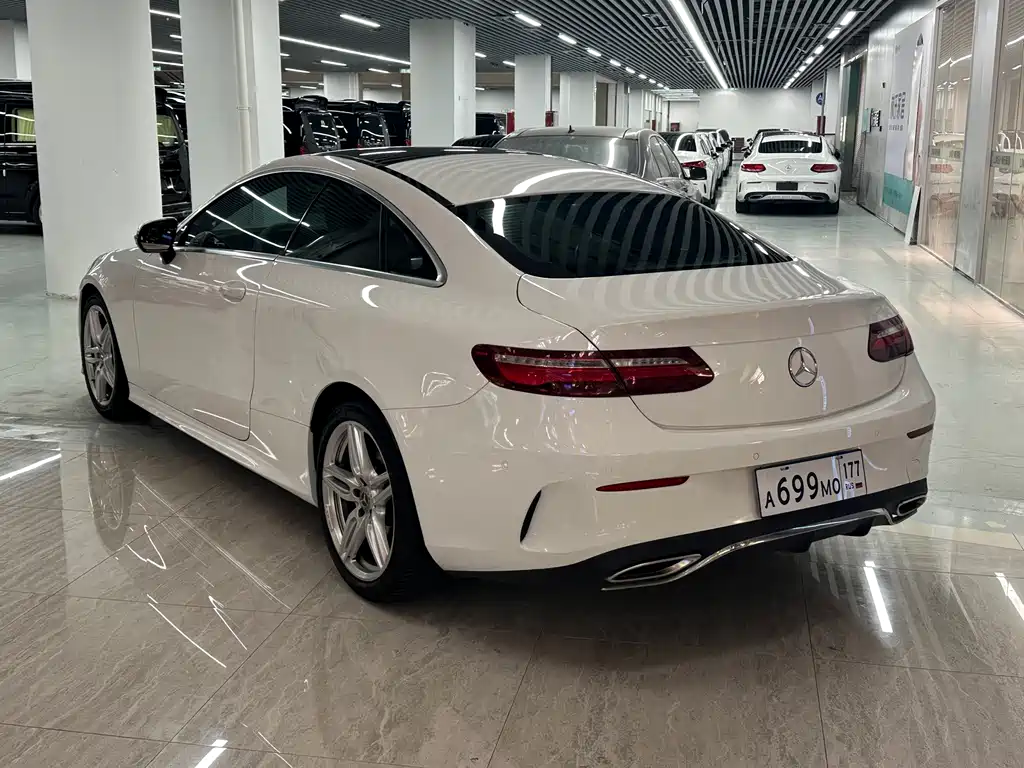 Mercedes-Benz E-Class (Import) — фото 11