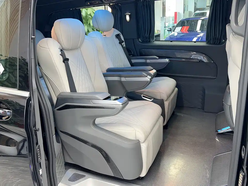 Mercedes-Benz Vito — фото 19