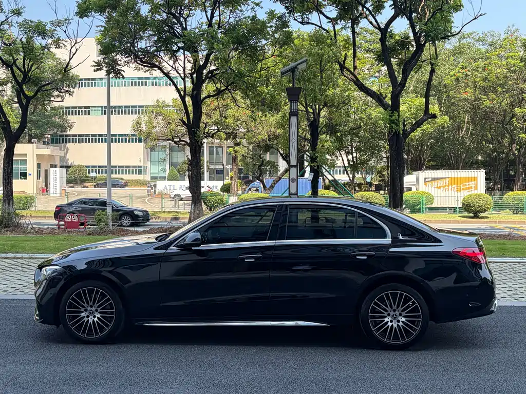 Mercedes-Benz C-Class — фото 10