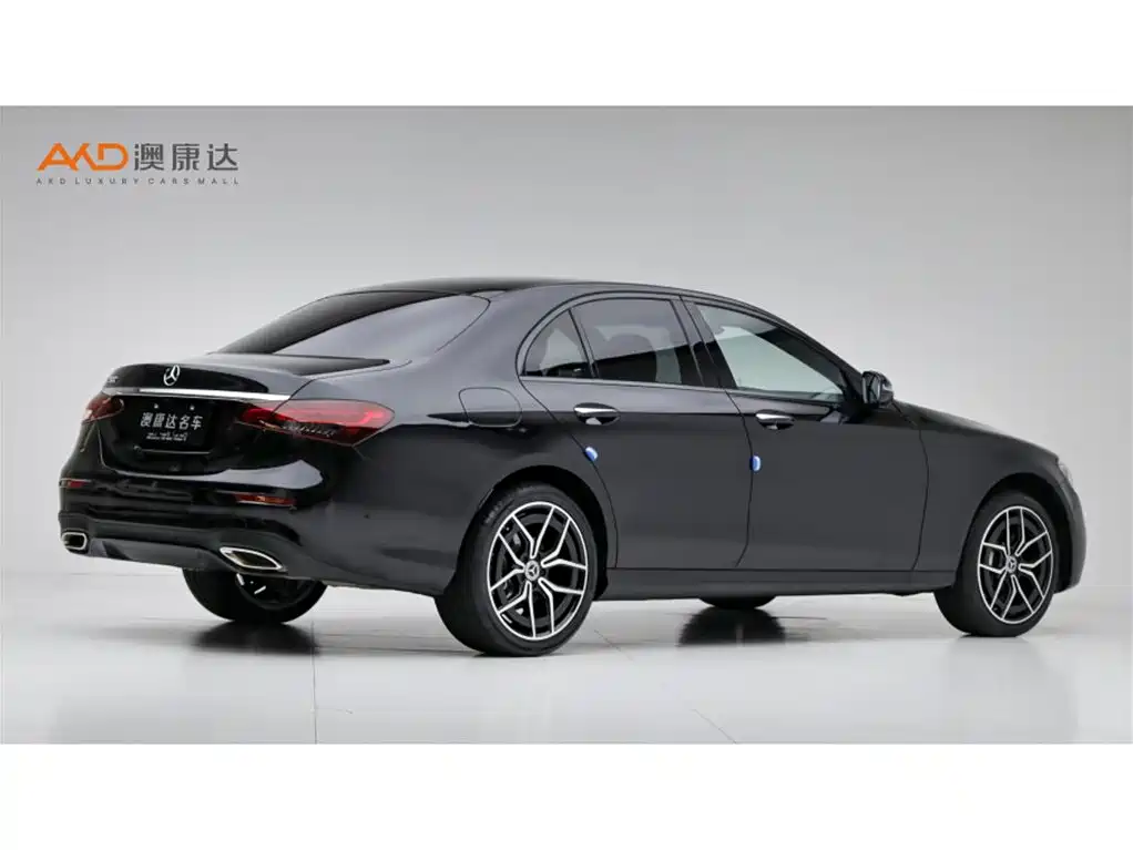 Mercedes-Benz E-Class (Import) — фото 3