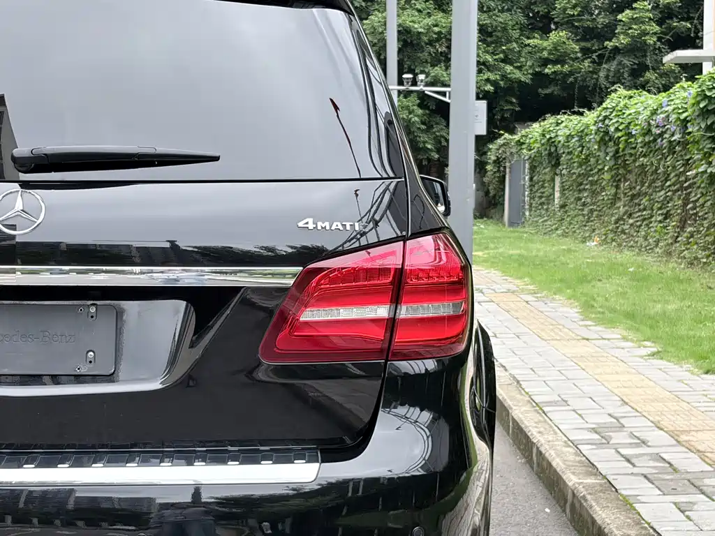 Mercedes-Benz GLS — фото 5
