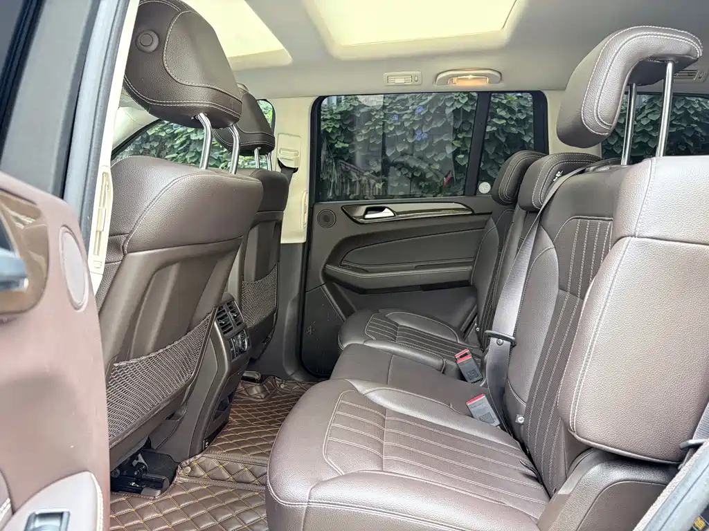 Mercedes-Benz GLS — фото 8