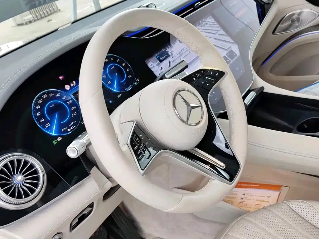 Mercedes-Benz EQS SUV — фото 9