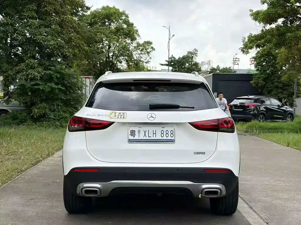 Mercedes-Benz GLA — фото 8