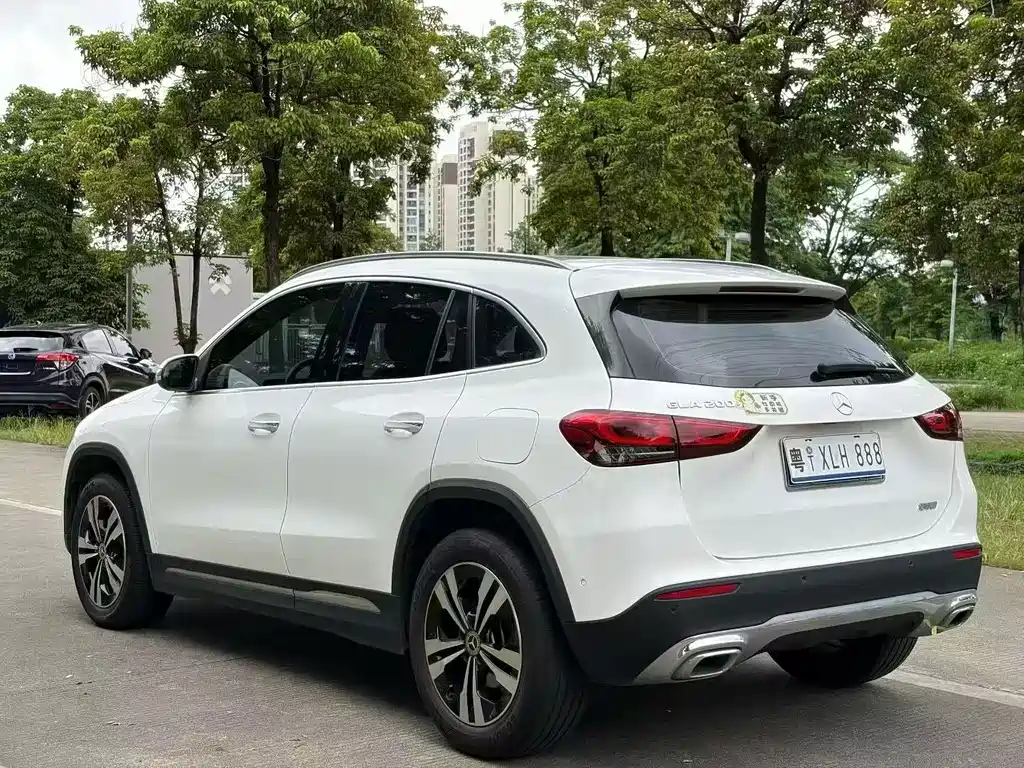 Mercedes-Benz GLA — фото 9
