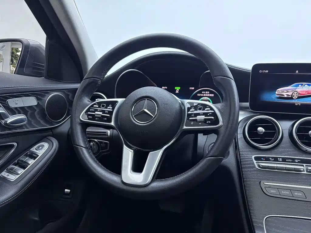 Mercedes-Benz C-Class — фото 4