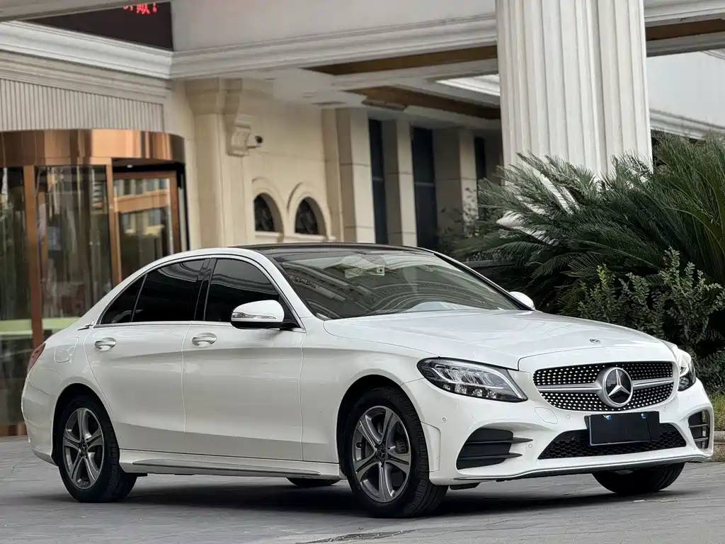 Mercedes-Benz C-Class — фото 3