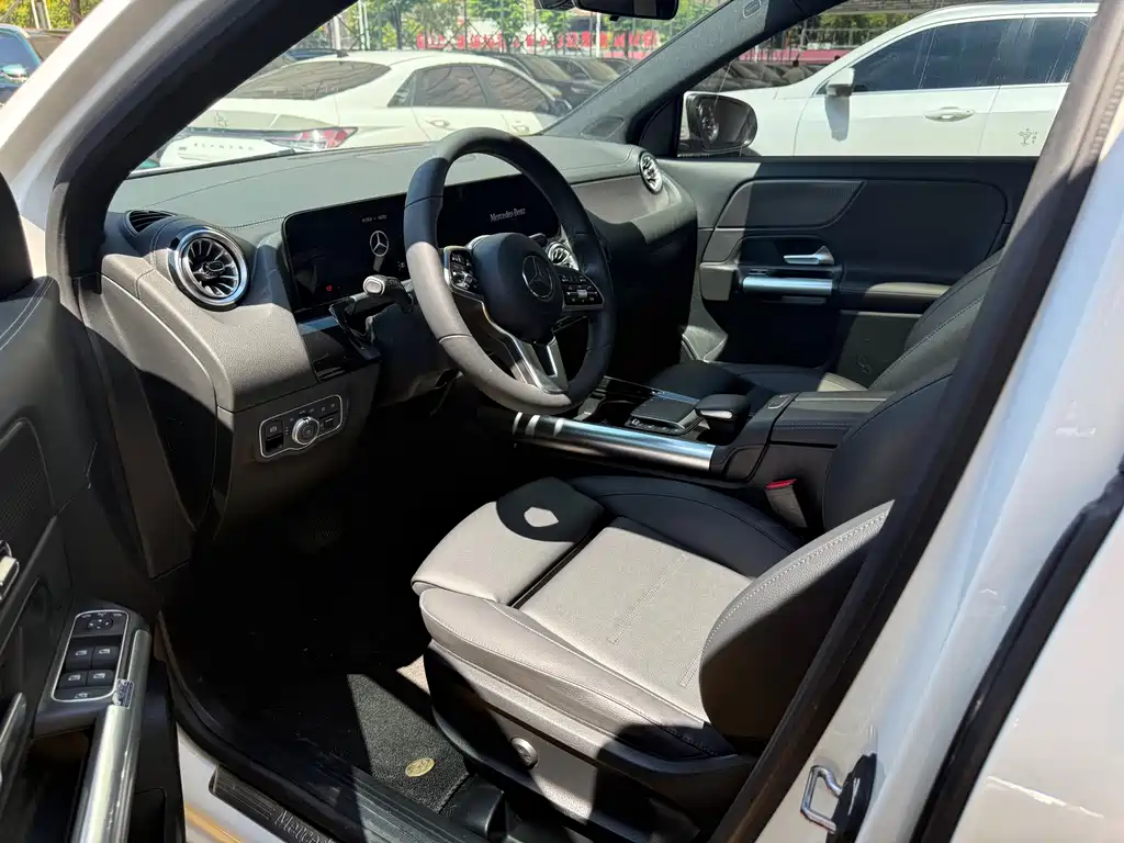 Mercedes-Benz GLA — фото 4