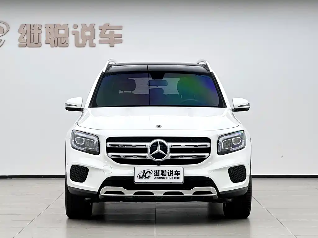 Mercedes-Benz GLB — фото 2