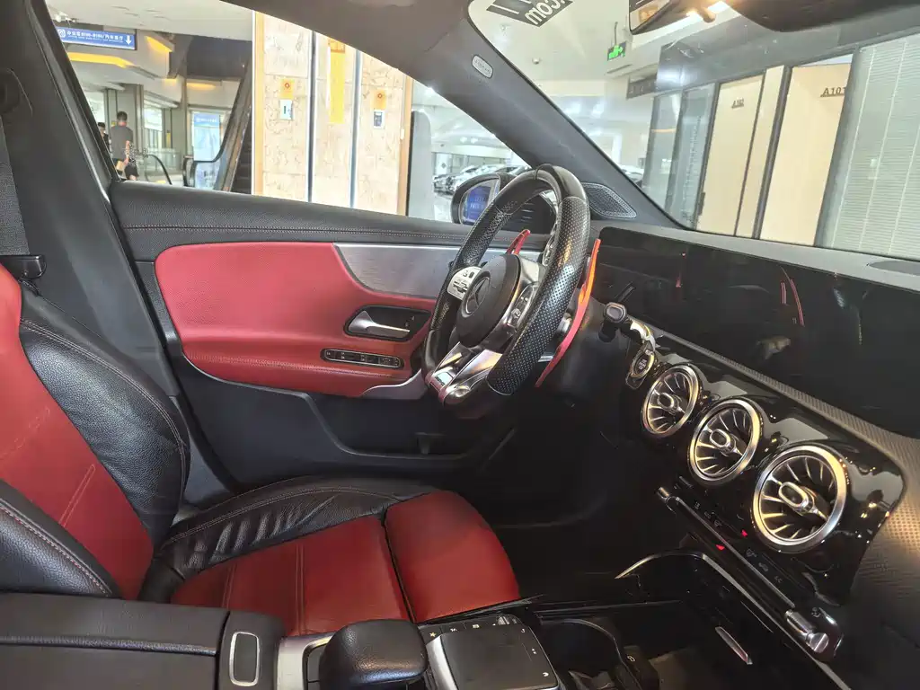 Mercedes-Benz A-Class AMG — фото 11