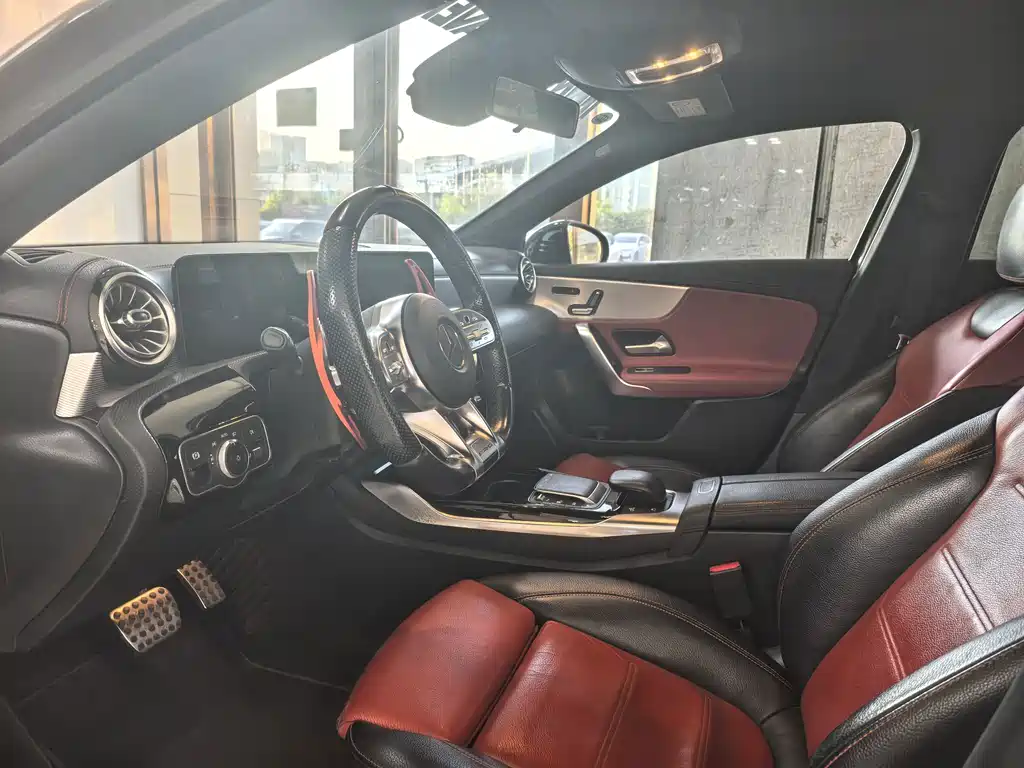 Mercedes-Benz A-Class AMG — фото 4