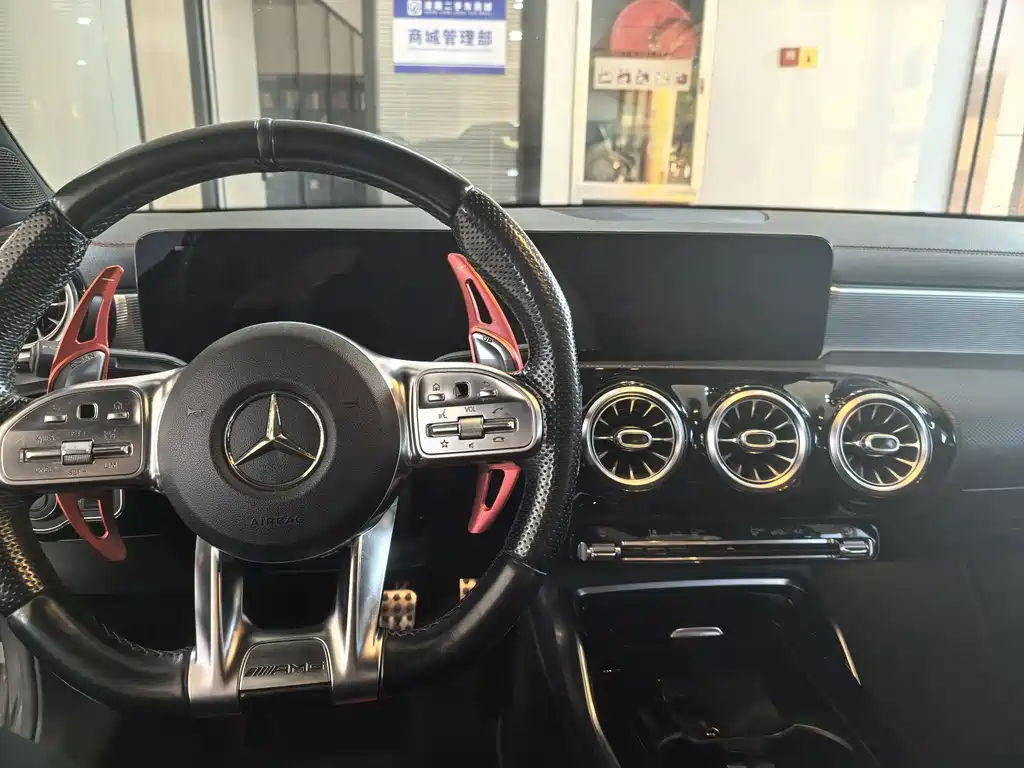 Mercedes-Benz A-Class AMG — фото 5
