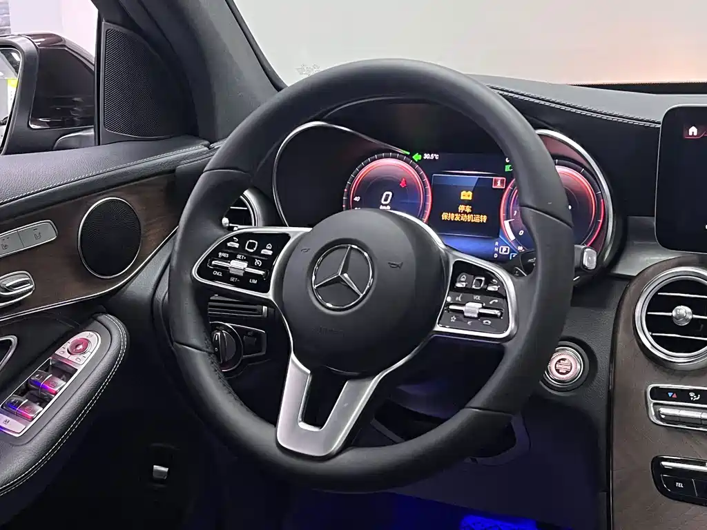 Mercedes-Benz GLC — фото 20
